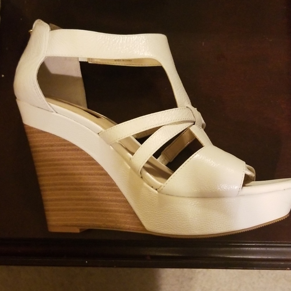 Women's sandals